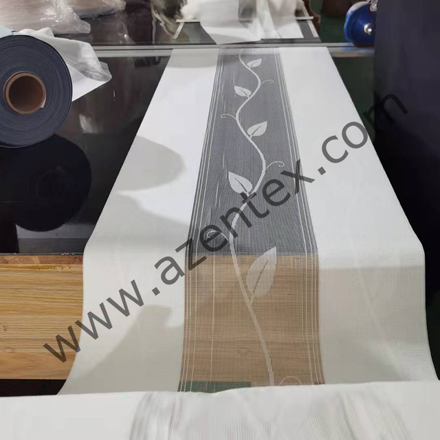 M&aacute;quina para hacer punto por urdimbre de cortina opaca